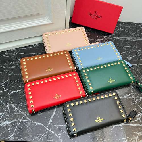 Picture of Valentino Lady Handbags _SKUfw152104042fw